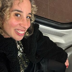 Meet your Posher, Marisa